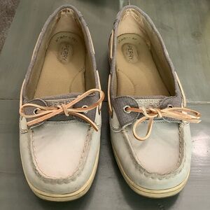 Sperrys Angelfish women’s boats shoes. Size 10